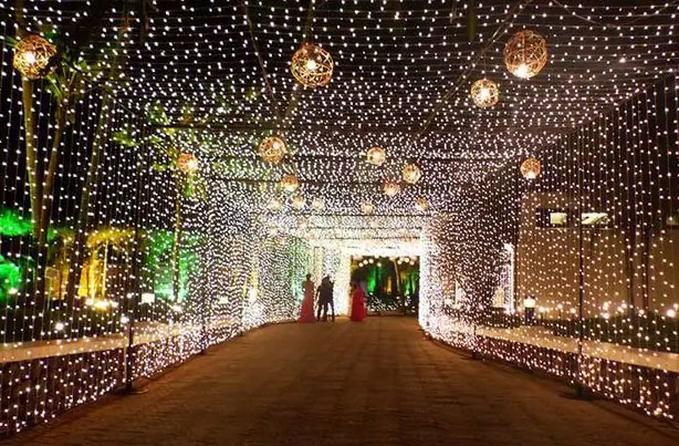lawns in ghodbundar